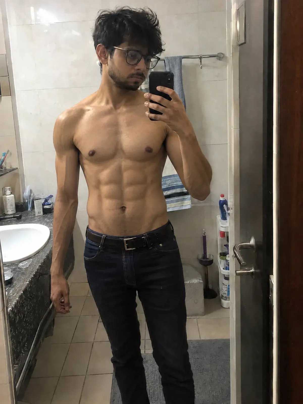 After: AI example visualization, lean with abs